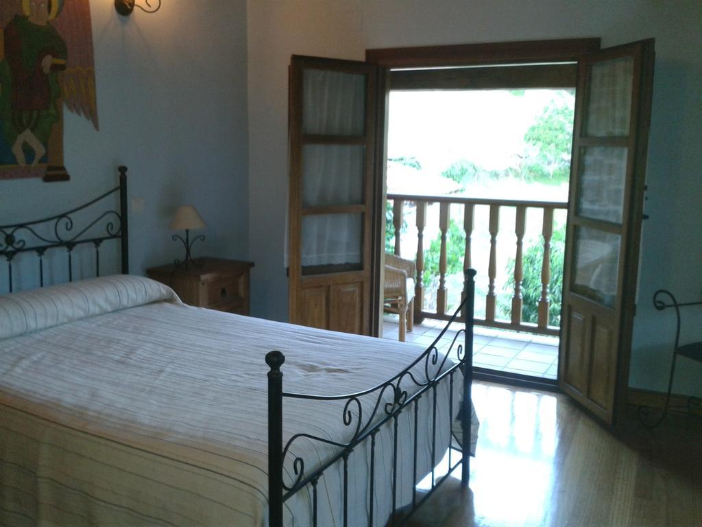 Viviendas Rurales Aldea De Dosamantes Pesaguero-La Parte 部屋 写真