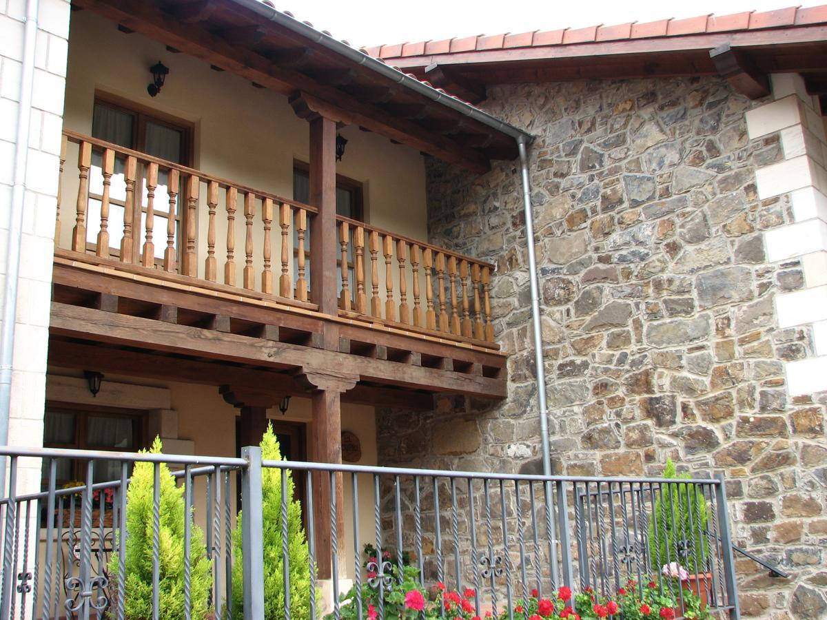 Viviendas Rurales Aldea De Dosamantes Pesaguero-La Parte エクステリア 写真
